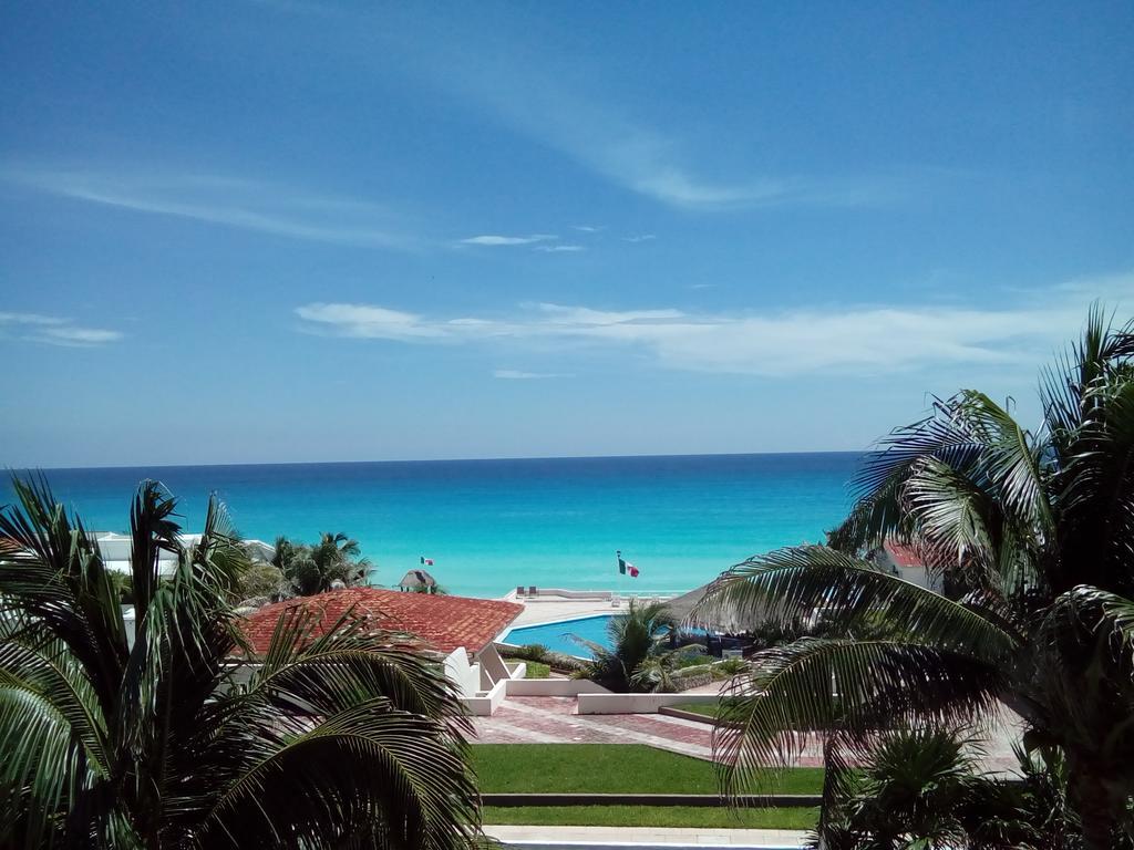 Suites Brisas Cancún Exterior foto